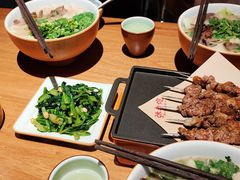 -张老炝方城炝锅烩面(金融岛店)