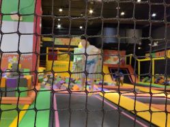 -蹦蹦跳跳(新奥购物中心店)