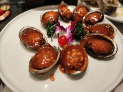 铁板香煎活鲍鱼佐一品鲍汁-多佐铁板烧(富力广场店)