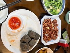 -芦茨金富饭庄·25年老字号·专做稻草鸡