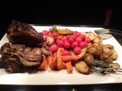 牛扒-OPEN開全日自助餐厅·西餐·海鲜(佛山希尔顿酒店)