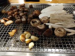 -肉甲韩国木炭烤肉(新壹街1店)