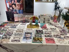 -肆兮眼镜·蔡司·徕卡战略合作店(大坪店)