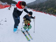 -大别山南武当滑雪场