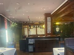 -八府香鸭·啫啫煲(华山路店)