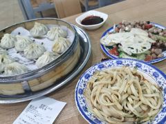 -清真老铁家灌汤包