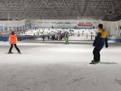 -绍兴启迪乔波冰雪世界
