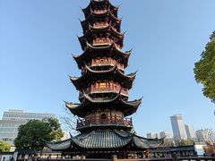 -龙华寺