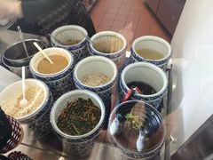 -桥香园过桥米线(国贸店)