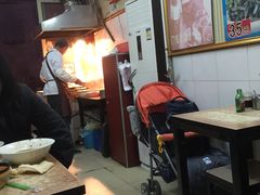 卤煮火烧大锅-门框胡同百年卤煮(前门煤市街店)