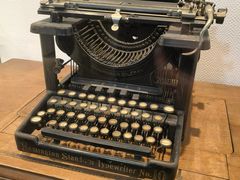 -陆汉斌打字机博物馆