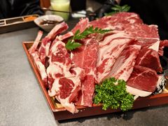 -铭牛烧肉·和牛海鲜自助(高新月牙湖店)