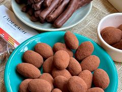 -Laderach 莱德拉(上海环贸iapm店)