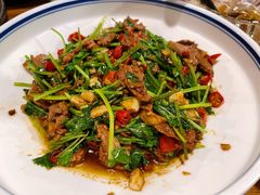 小炒黄牛肉-湘里乡亲甲王二老店