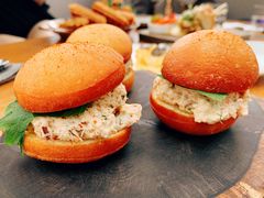 蟹肉唐纳滋-城市露台景观餐厅(淮海路店)