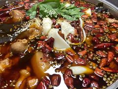 -晓彭肥肠鸡·泡椒鸡火锅(水木天地店)