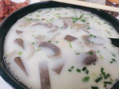 -津津老鸭粉丝馆(正东路店)