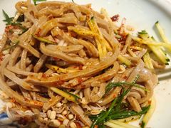 油泼沙葱莜面-龍聚祥烧麦馆(万达店)
