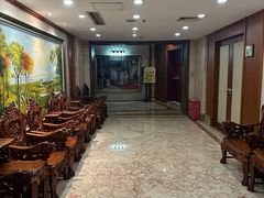 -山明水秀大饭店