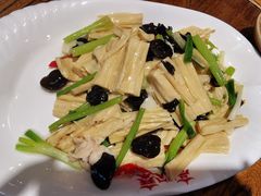 -亮欢寨(凯里总店)