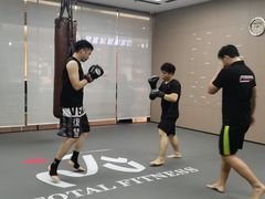 -力美健健身游泳俱乐部(顺联国际店)