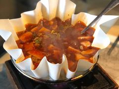 纸锅麻婆豆腐-穹六人间 people 6(岳阳路店)