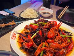 经典油焖龙虾-红盔甲·小龙虾(车公庙店)