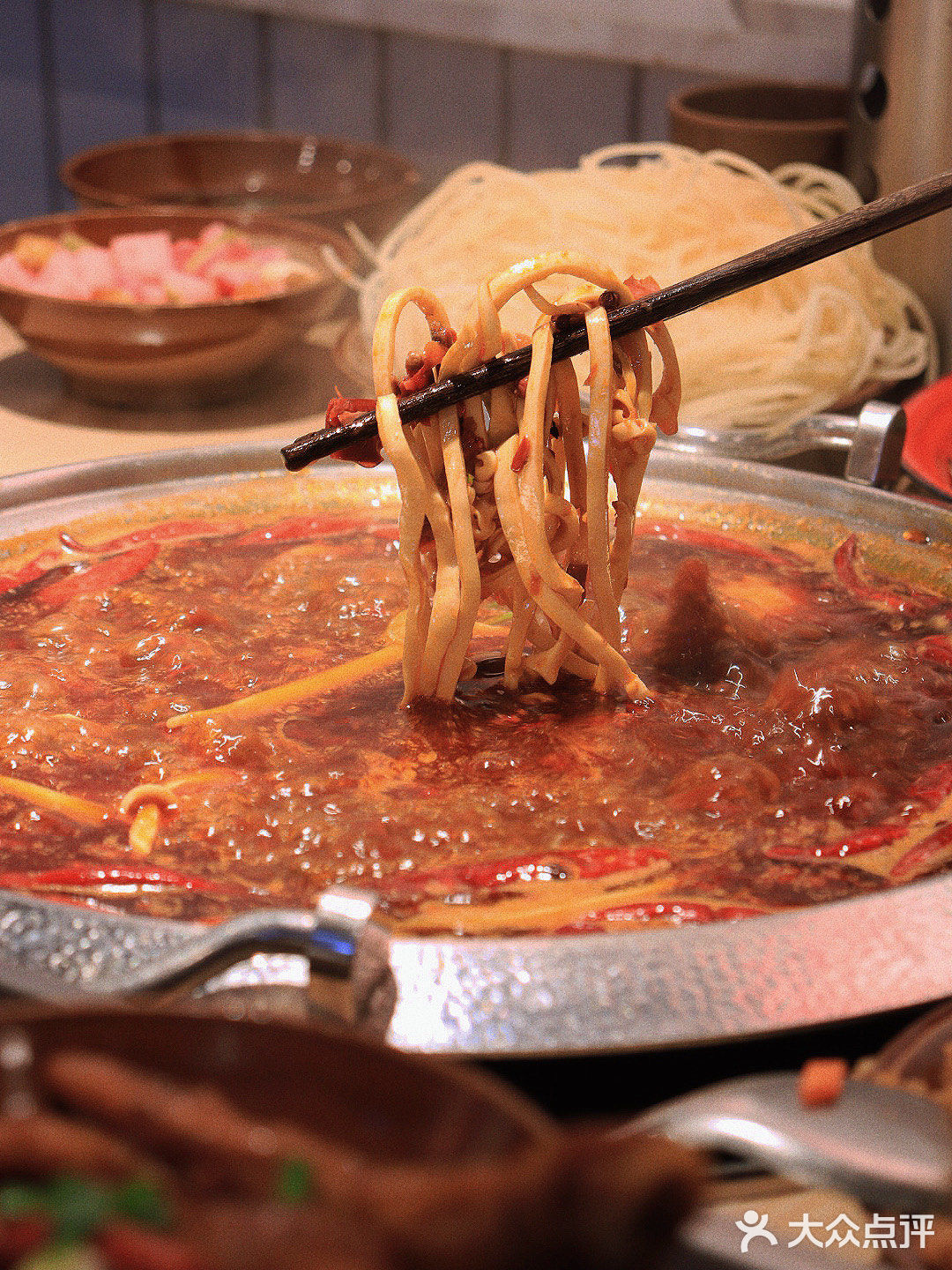 蜀教主 单程2小时都拦不住我下班去吃这口