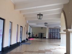 -王府井奥莱临潼小镇(临潼店)