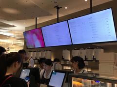 -奈雪的茶(市百一店)