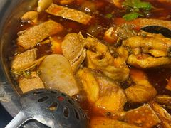 -肖肖酸萝卜鱼火锅(总店)