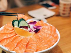 -万岁料理回转寿司(华贸店)