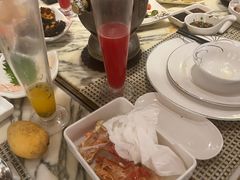 -雍和会海鲜姿造自助(湖东路店)