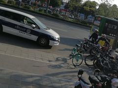 -龙溪(地铁站)