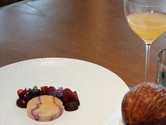 红梅鸭肝球-Amber(香港置地文华东方酒店)