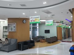 -雅悦齿科(顾村公园店)