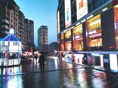 -宏帆巴人广场(石岭大道店)