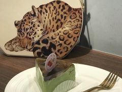 黑金浓烧芝士抹茶切件-KNOTKNOT珞珞·日式甜品(K11店)