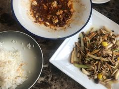 -聚丰园•湖鲜餐厅(阿红私房菜梅石路店)
