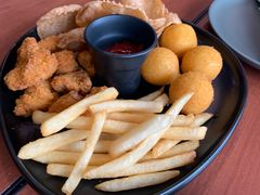 小吃拼盘-魏斯理汉堡(西安沣东吾悦店)