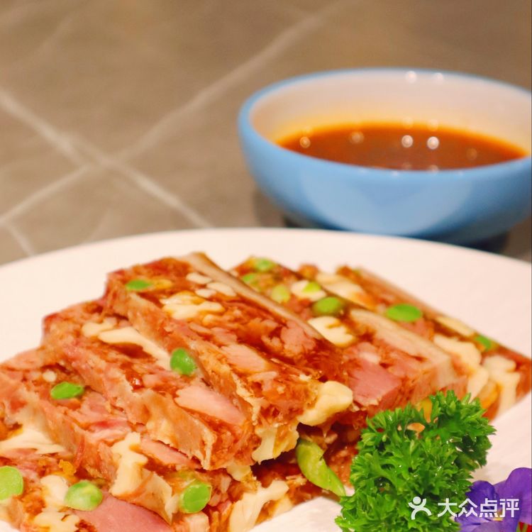 永宁里长安灶品长安宴席赏明城墙景✨