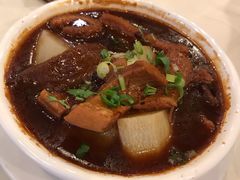 牛腩啫肠粉煲-点红点绿茗点居(客村店)