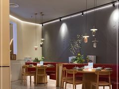 -蜜桃餐厅·伴山(海岸城店)