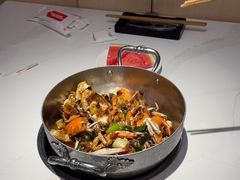 -七欣天香辣蟹火锅(闵行浦江欢乐颂店)