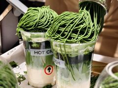-HOT CRUSH趁热集合·现烤面包(上海环球港店)