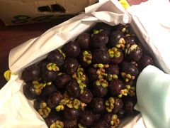 -上海龙吴水胜海发市场