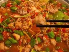 -焱焰鲜锅兔·佳味郑氏·自贡特色菜