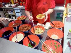 -鹤江桥·红油牛肉粉(SKP店)