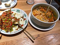 -一坐一忘云南菜(嘉里中心店)