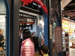 -西西弗书店&矢量咖啡(凯德晶萃广场店)